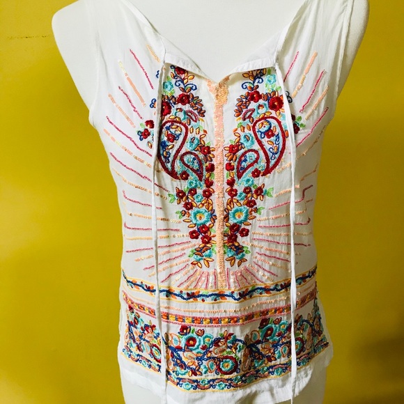 Embellished Summer Top - Picture 2 of 6